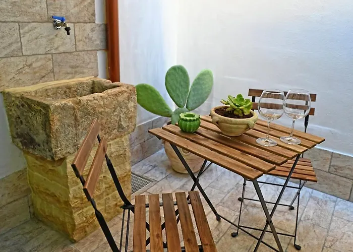 Ficu Pala * Ното